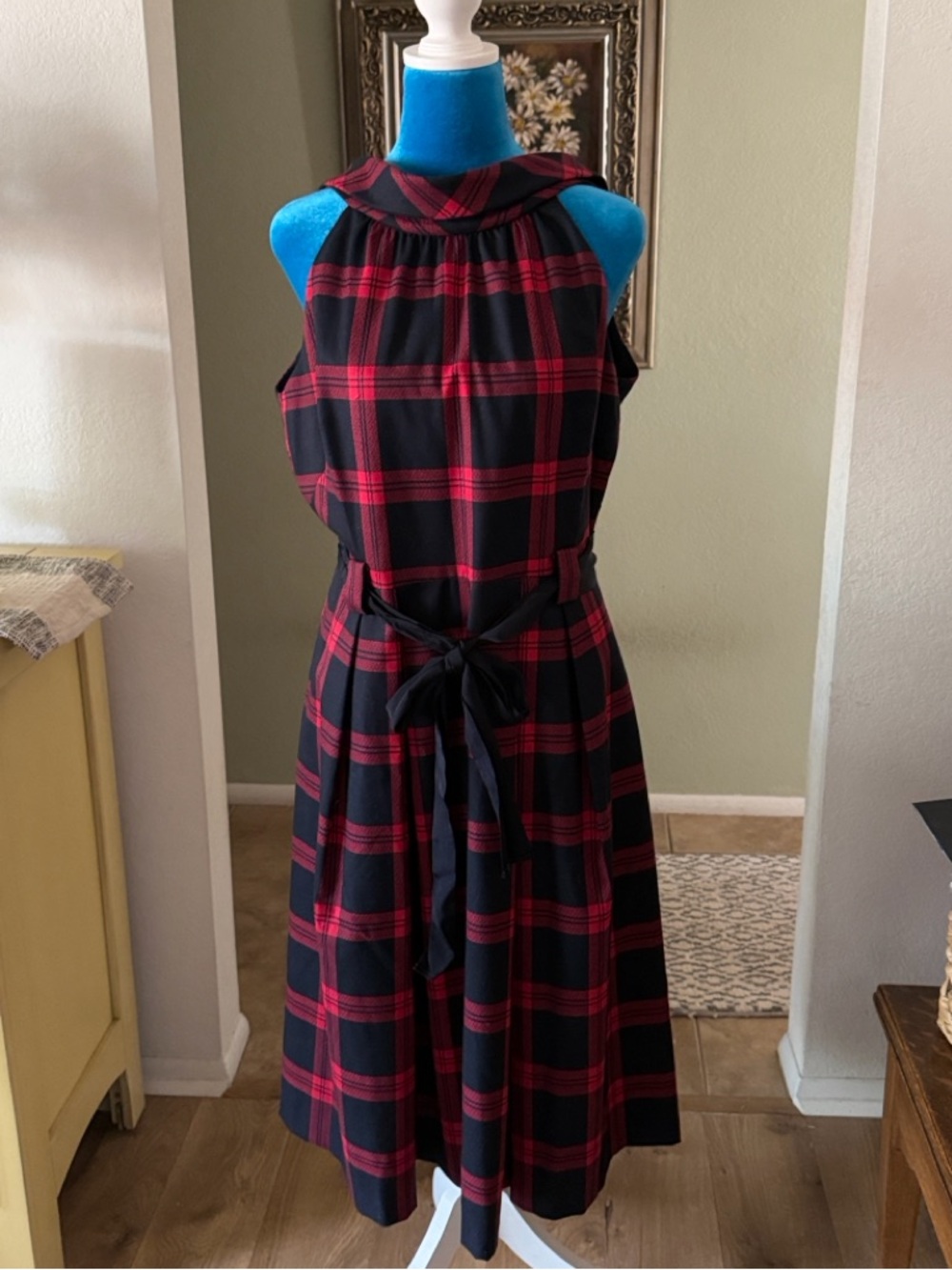 1901 Black and Red Plaid Sleeveless Midi Dress with Tie Waist